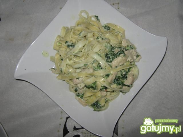 Tagliatelle ze szpinakiem 
