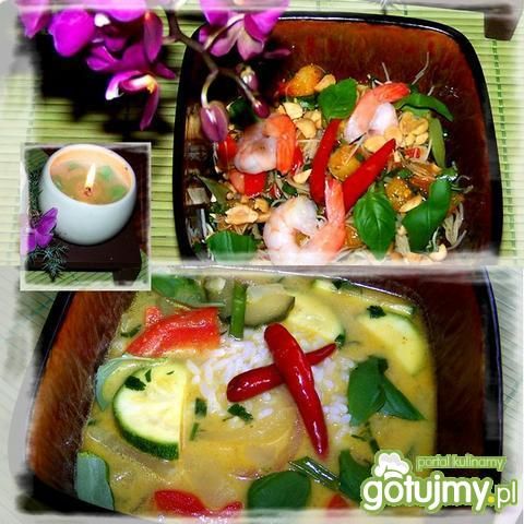 Tajska sałatka krewetkowa Tajska sałatka krewetkowa