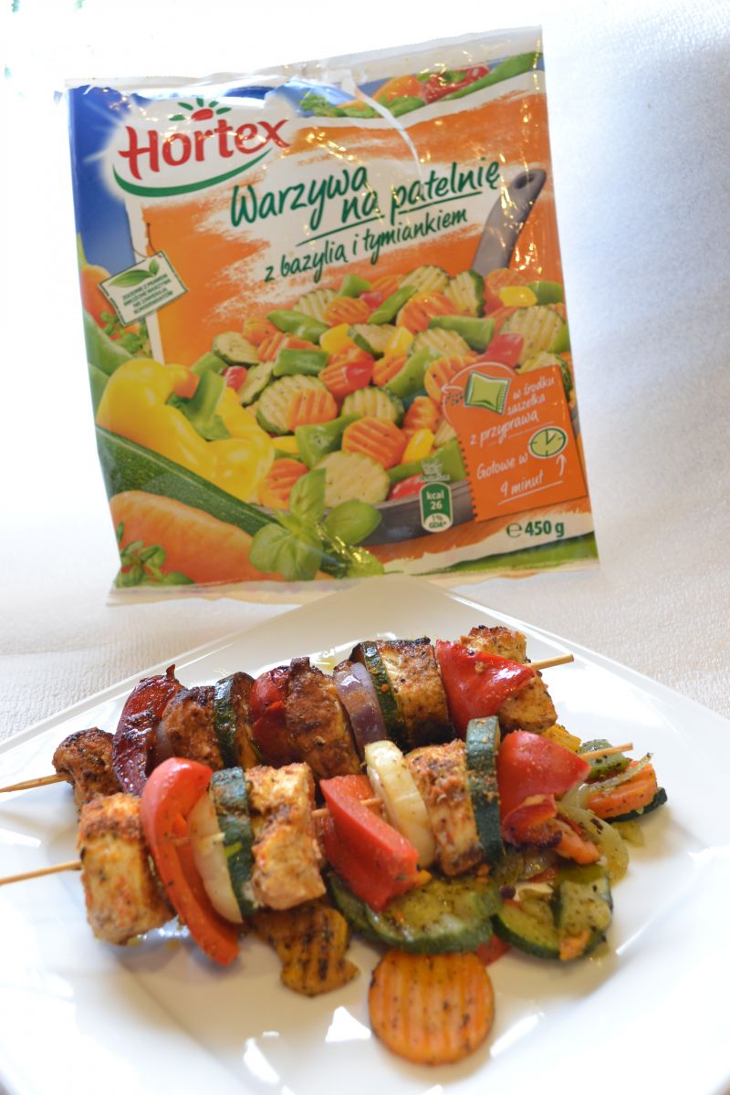 Tańczące szaszłyki w warzywach i pęczaku Tańczące szaszłyki w warzywach i pęczaku