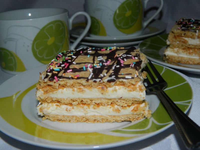 Tani placek z kremem 