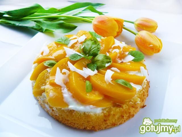 Tarta biszkoptowa z brzoskwiniami Tarta biszkoptowa z brzoskwiniami