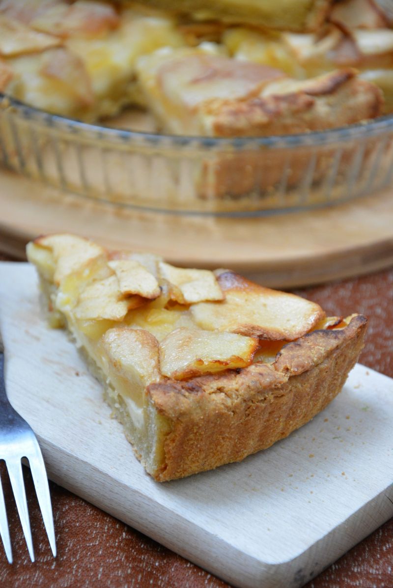 Tarta budyniowa z jabłkami