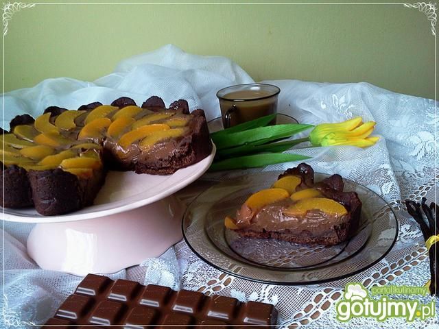 Tarta czekoladowa z brzoskwinią 