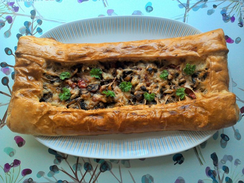 Tarta francuska z pieczarkami i papryką Tarta francuska z pieczarkami i papryką