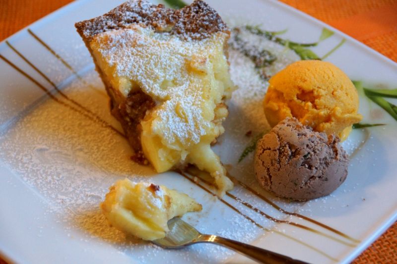 Tarta (jabłecznik)  z jabłkami i budyniem