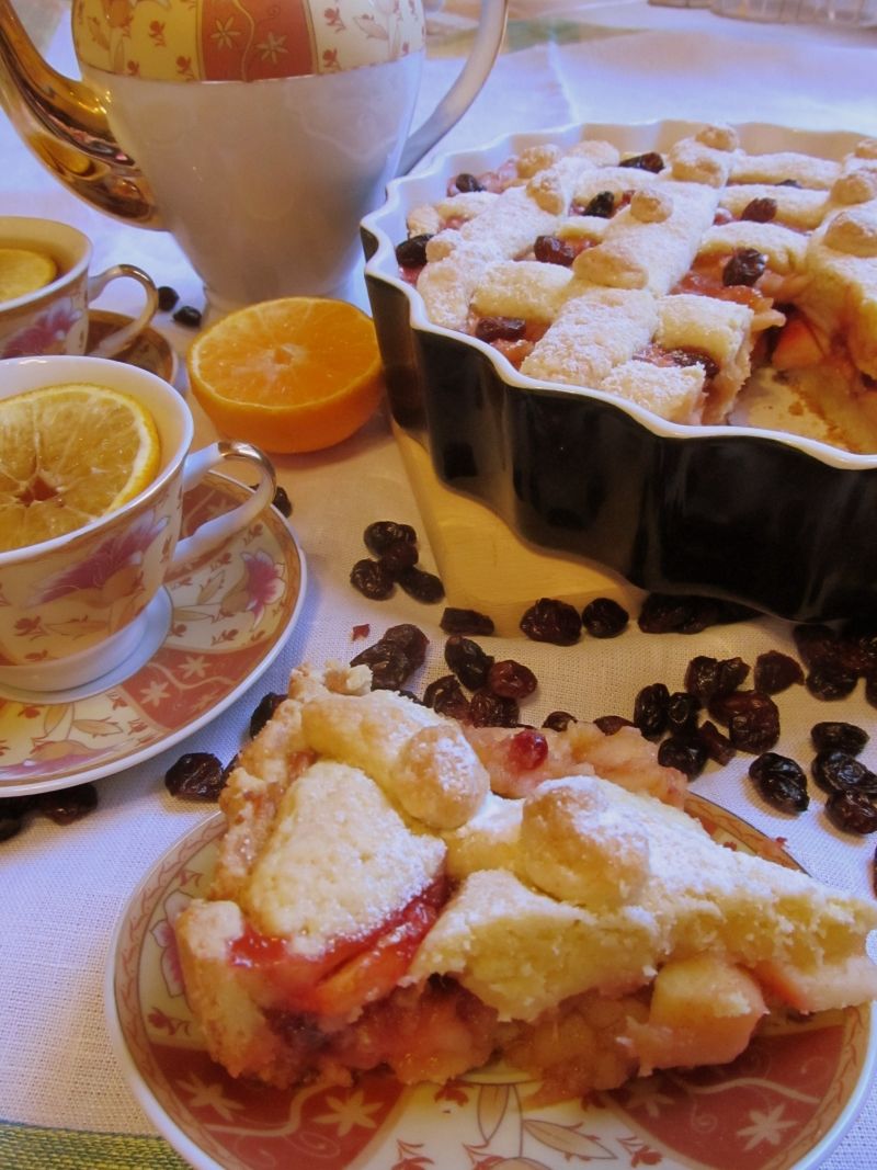 Tarta jabłkowo- żurawinowa  Tarta jabłkowo- żurawinowa