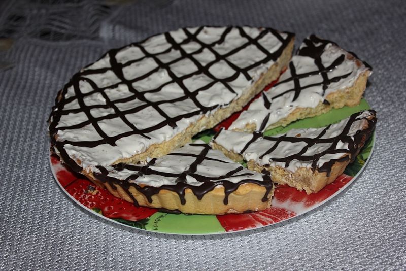 Tarta orzechowa krucha 