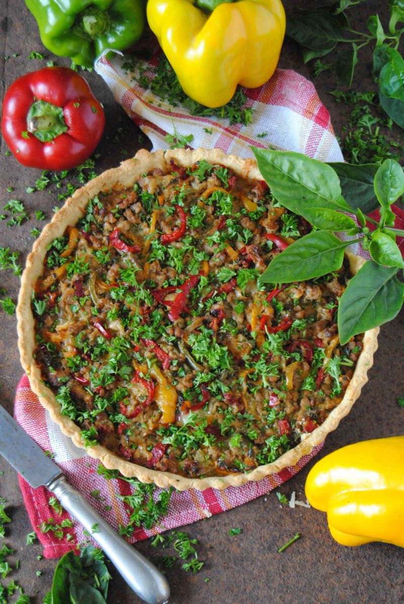 Tarta paprykowa z mięsem mielonym