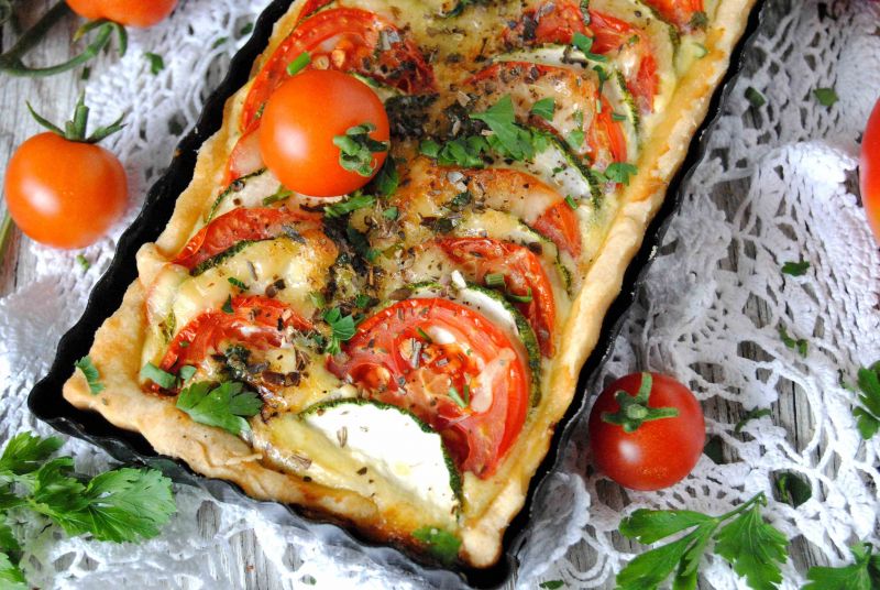 Tarta pomidorowo- cukiniowa Tarta pomidorowo- cukiniowa