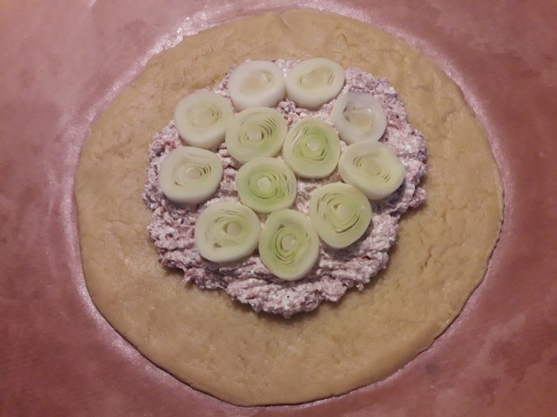 Tarta rustykalna z tuńczykiem i porem Tarta rustykalna z tuńczykiem i porem