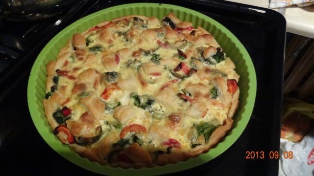 Tarta warzywna na cieście francuskim