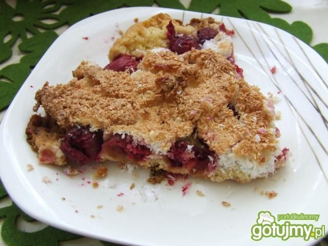 Tarta wiśniowa z kokosem.
