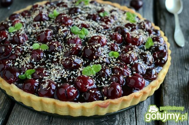 Tarta wiśniowa z kremem pana cotta Tarta wiśniowa z kremem pana cotta