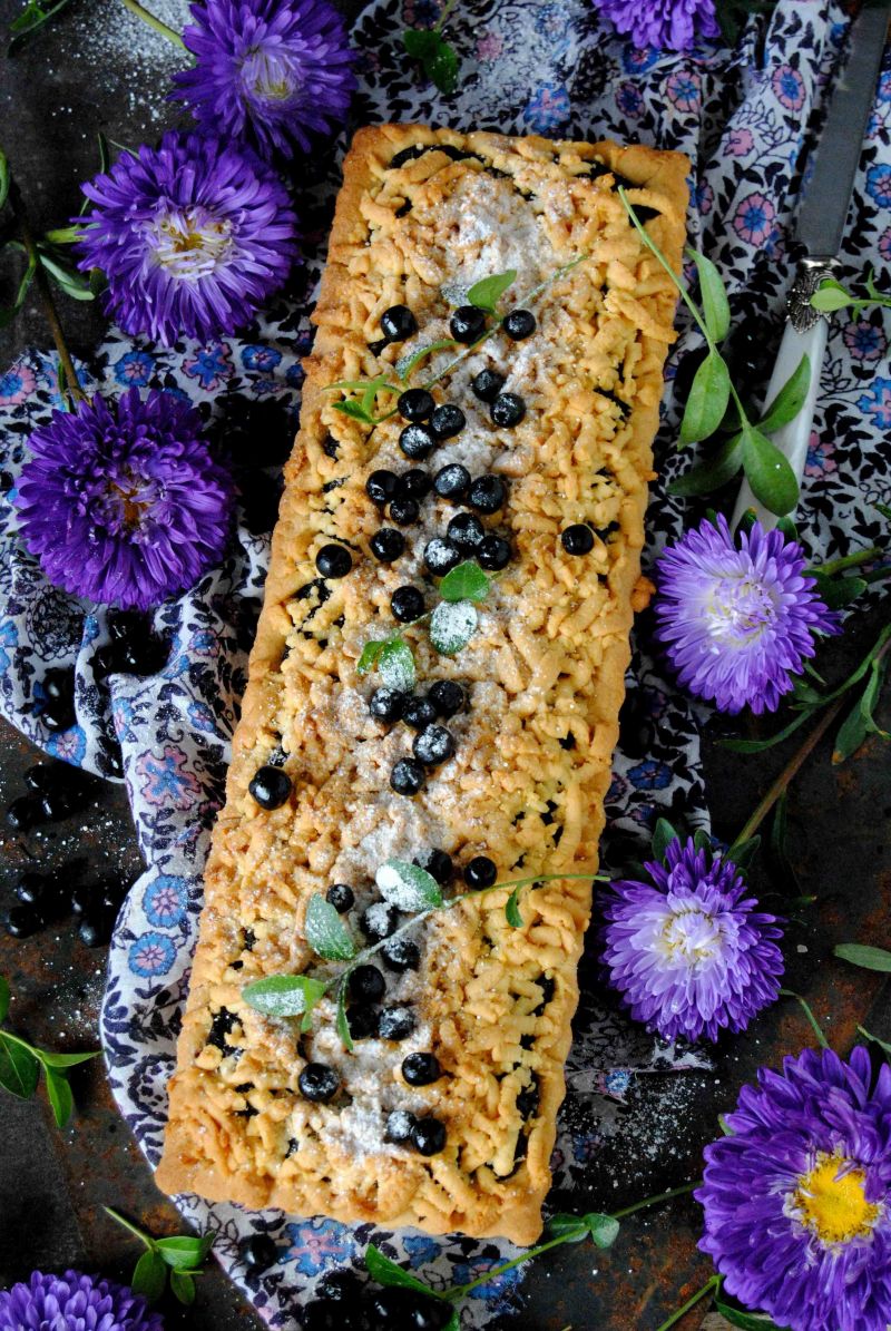 Tarta z aroniowym budyniem