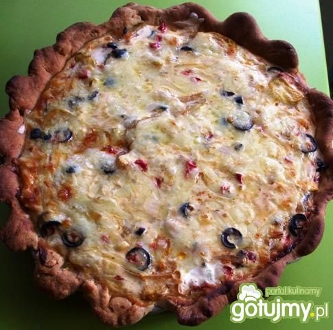 Tarta z cukinia i oliwkami Tarta z cukinia i oliwkami