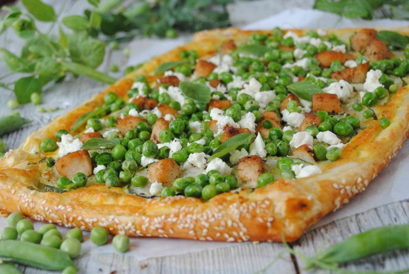 Tarta z cukinią i zielonym groszkiem