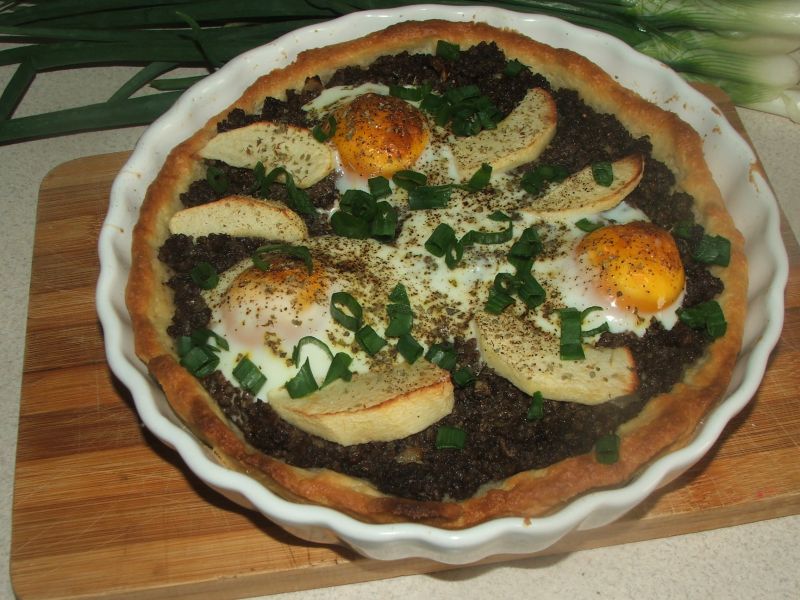 Tarta z kaszanką i jabłkami Tarta z kaszanką i jabłkami