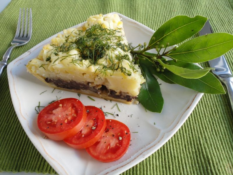 Tarta z kaszanką i kiszoną kapustą Tarta z kaszanką i kiszoną kapustą