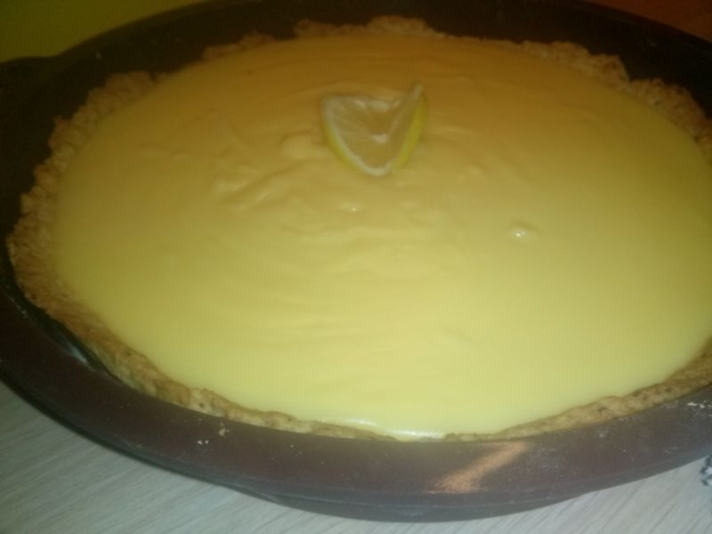 Tarta z kremem cytrynowym Tarta z kremem cytrynowym