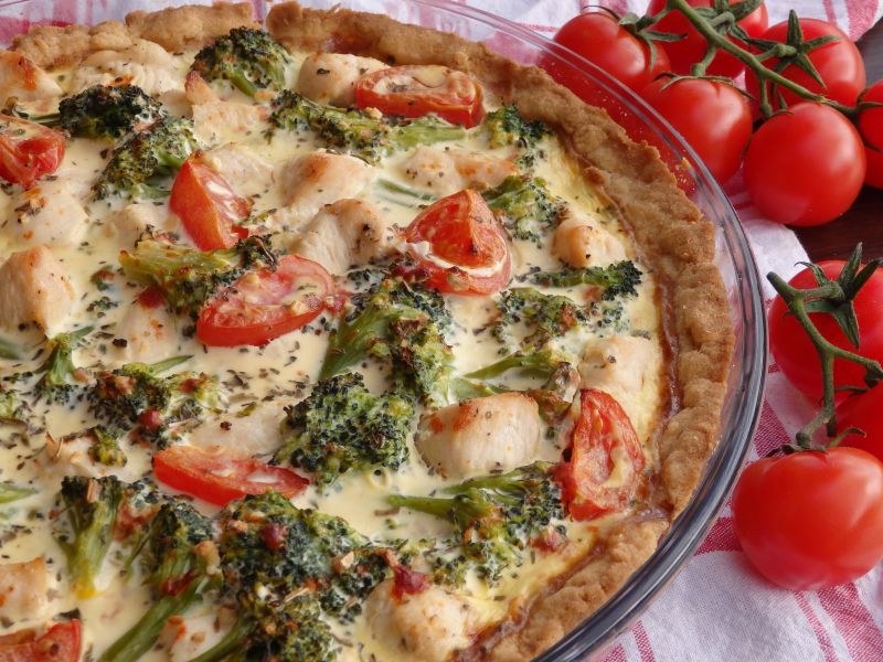 Tarta z kurczakiem i brokułem 