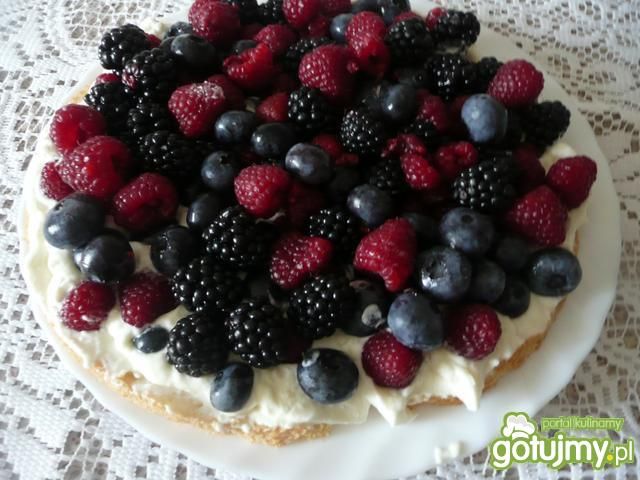 Tarta z malinami, borówkami, jeżynami Tarta z malinami, borówkami, jeżynami