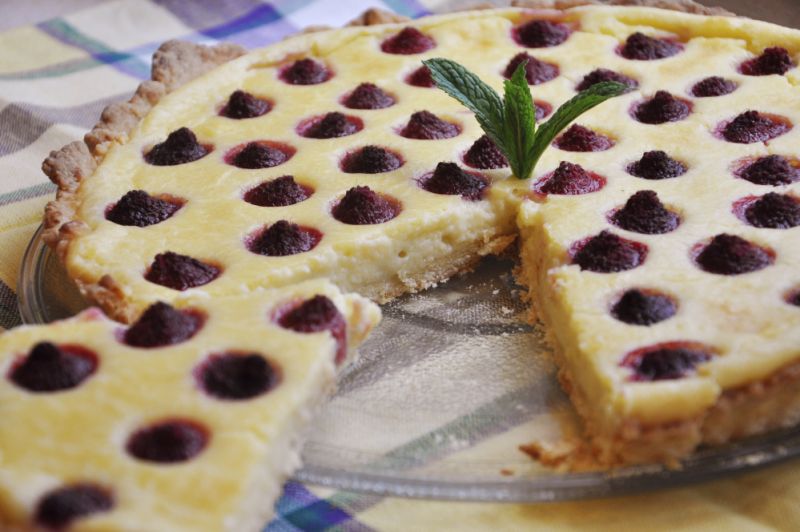 Tarta z malinami i budyniem domowym Tarta z malinami i budyniem domowym