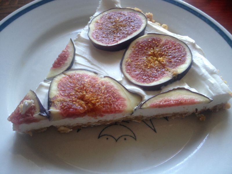 Tarta z mascarpone i figami Tarta z mascarpone i figami