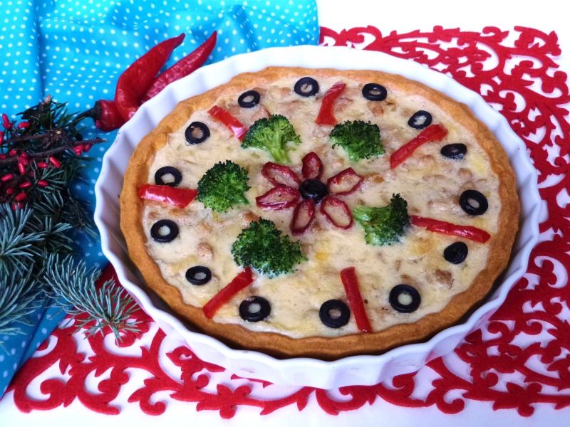 Tarta z mięsem i warzywami