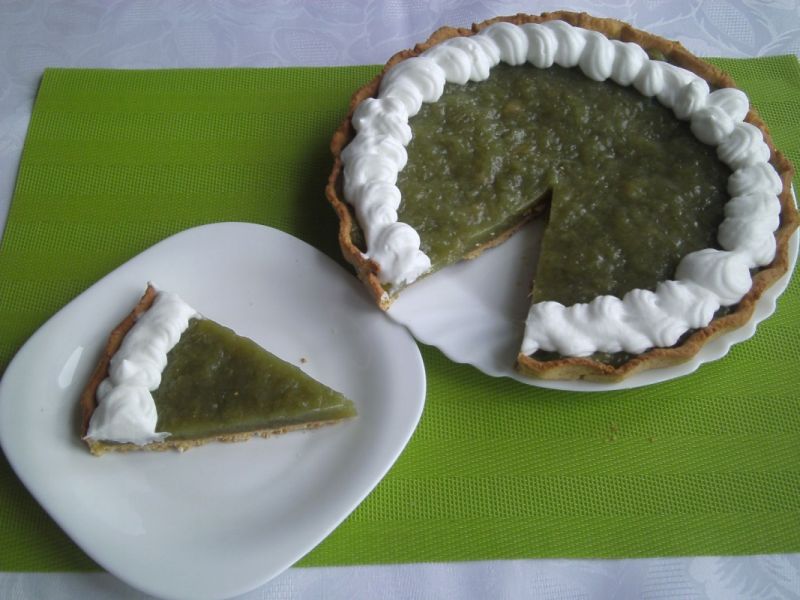 Tarta z musem rabarbarowym Tarta z musem rabarbarowym