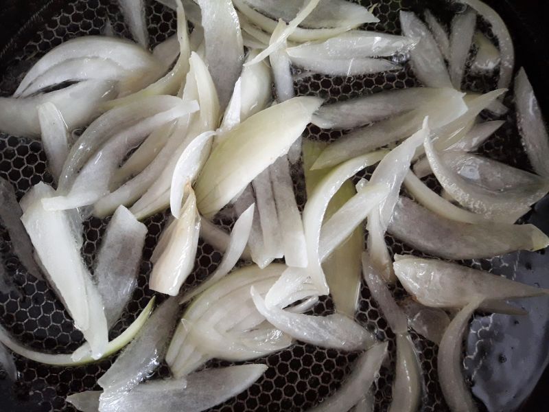 Tarta z porem i łososiem 