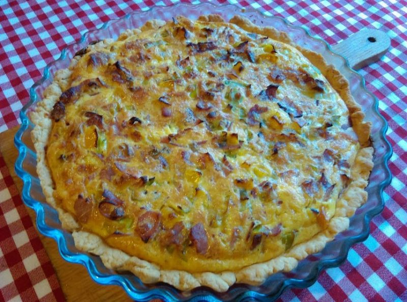 Tarta z porem, szynką i papryką Tarta z porem, szynką i papryką