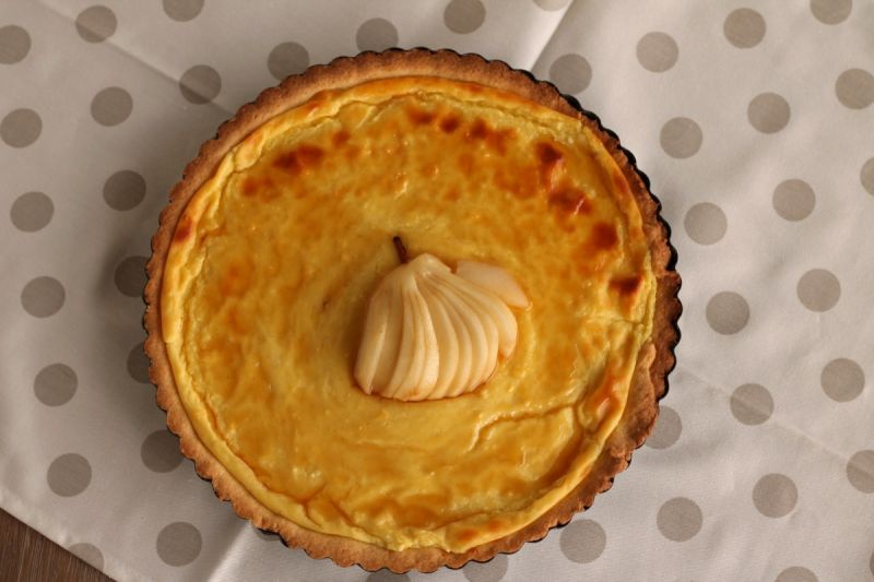 Tarta z ricottą i gruszką