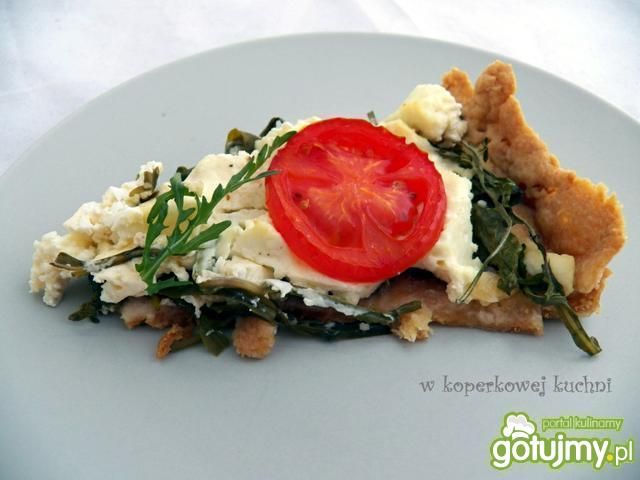 Tarta z rukolą i białym serem