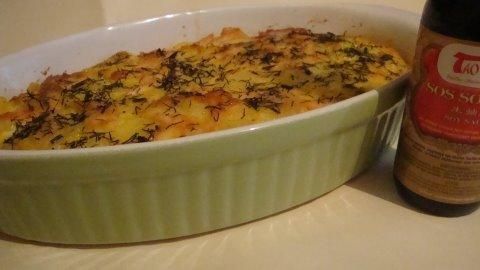 Tarta z wędzonym łososiem