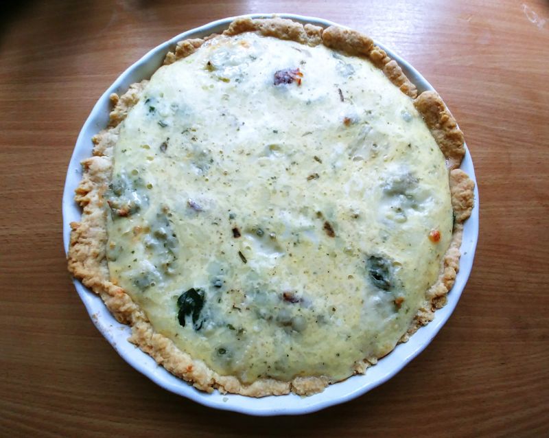 Tarta ze szpinakiem i suszonymi pomidorami Tarta ze szpinakiem i suszonymi pomidorami