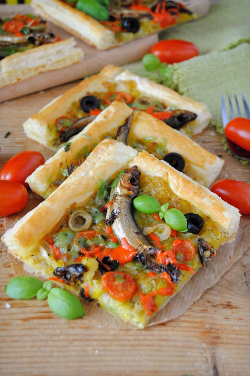 Tarta ze szprotkami Tarta ze szprotkami