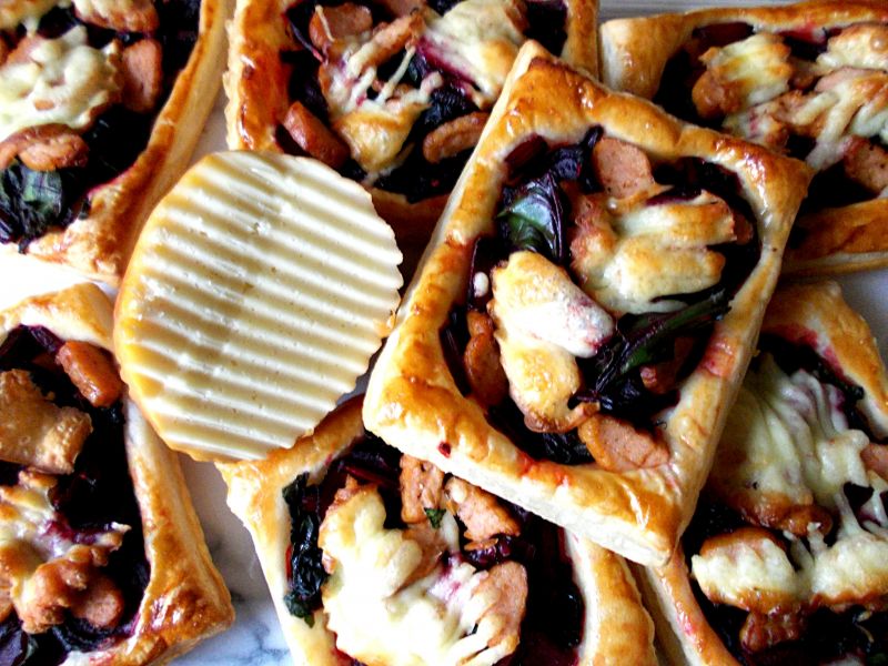 Tartaletki z botwinką i oscypkiem