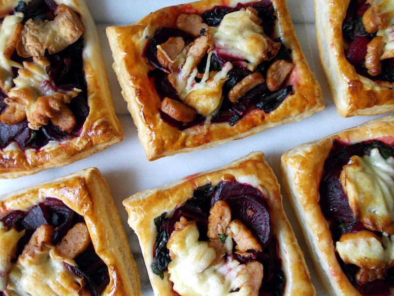 Tartaletki z botwinką i oscypkiem