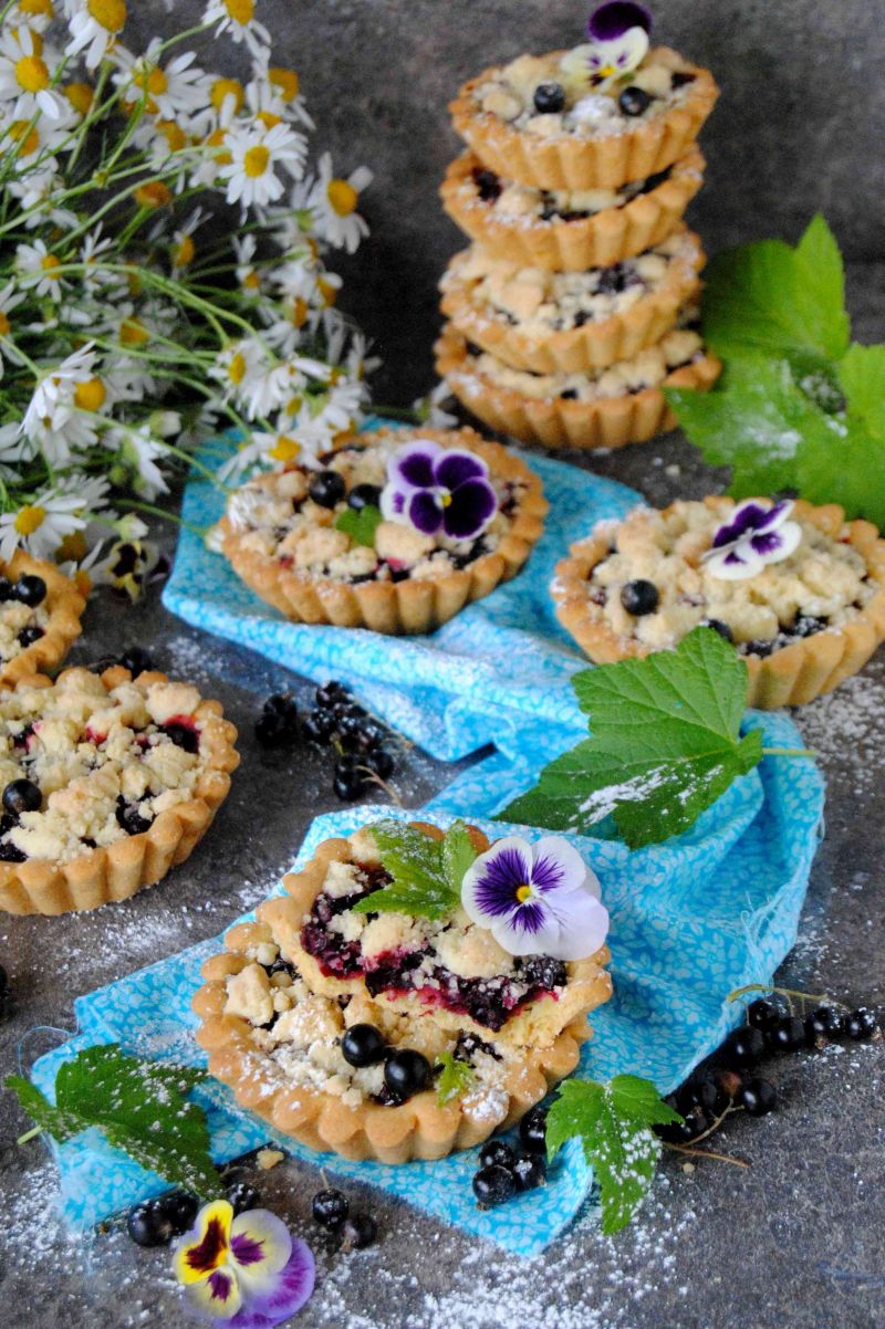 Tartaletki z czarną porzeczką Tartaletki z czarną porzeczką