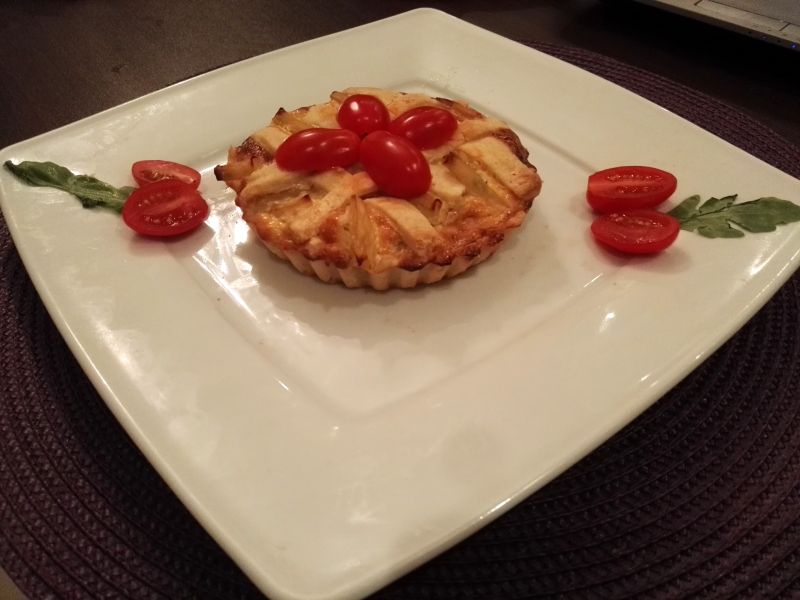 Tartaletki z fasolką szparagową i botwinką Tartaletki z fasolką szparagową i botwinką