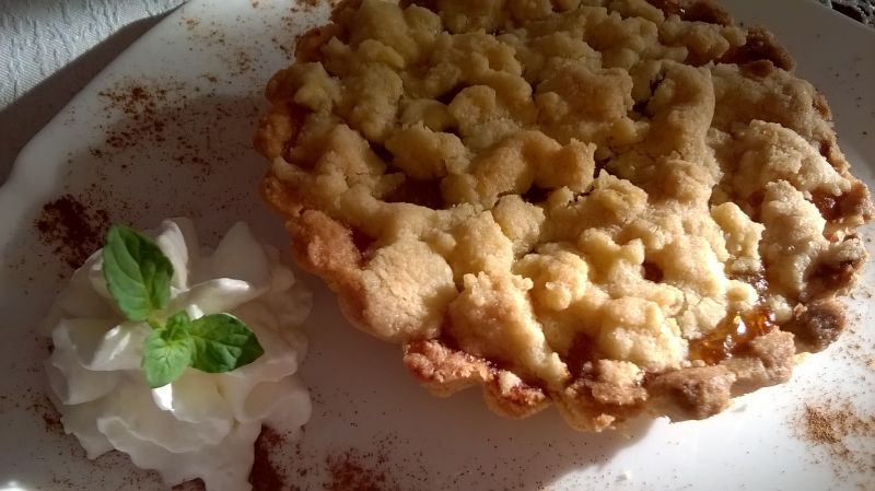 Tartaletki z musem jabłkowym i żurawiną