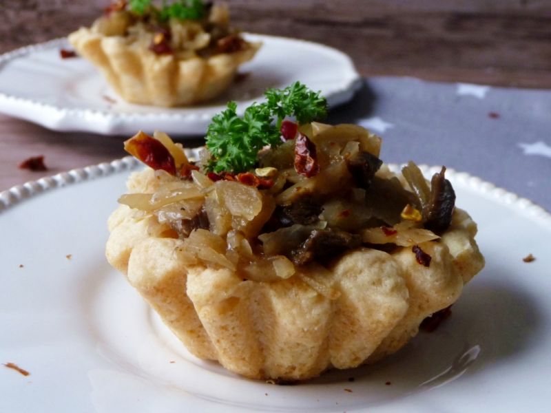 Tarteletki z kapustą z grzybami 