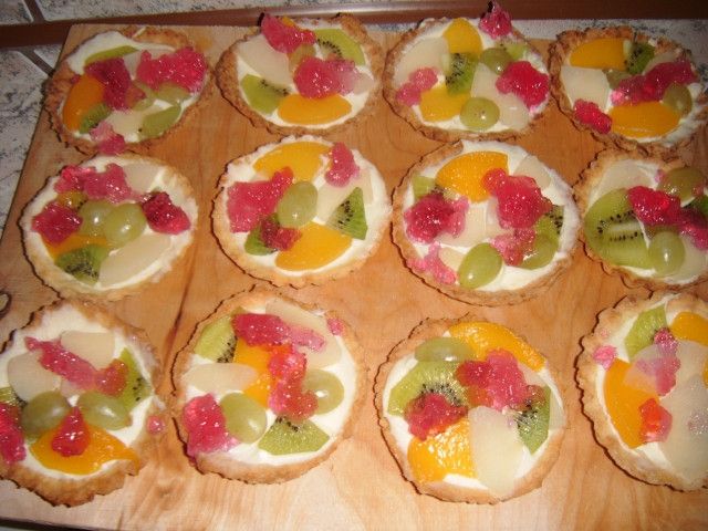 Tarteletki z masą i owocami  Tarteletki z masą i owocami