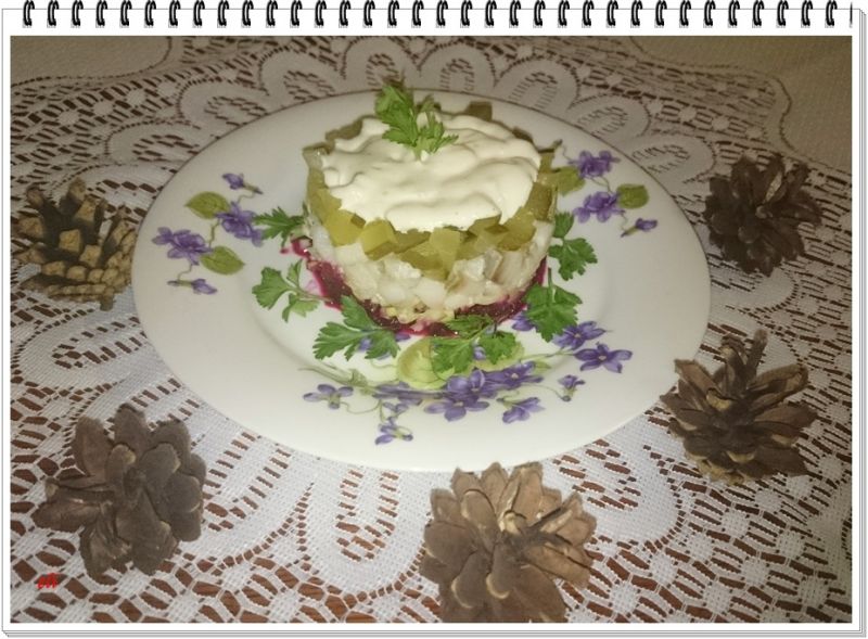 Tatar śledziowy Eli z buraczkami Tatar śledziowy Eli z buraczkami