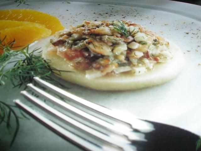 Tatar śledziowy na jabłku Tatar śledziowy na jabłku