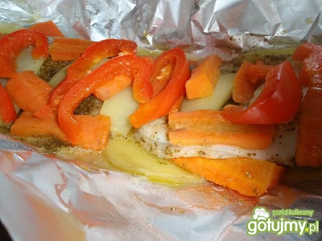 Tilapia z warzywami Tilapia z warzywami