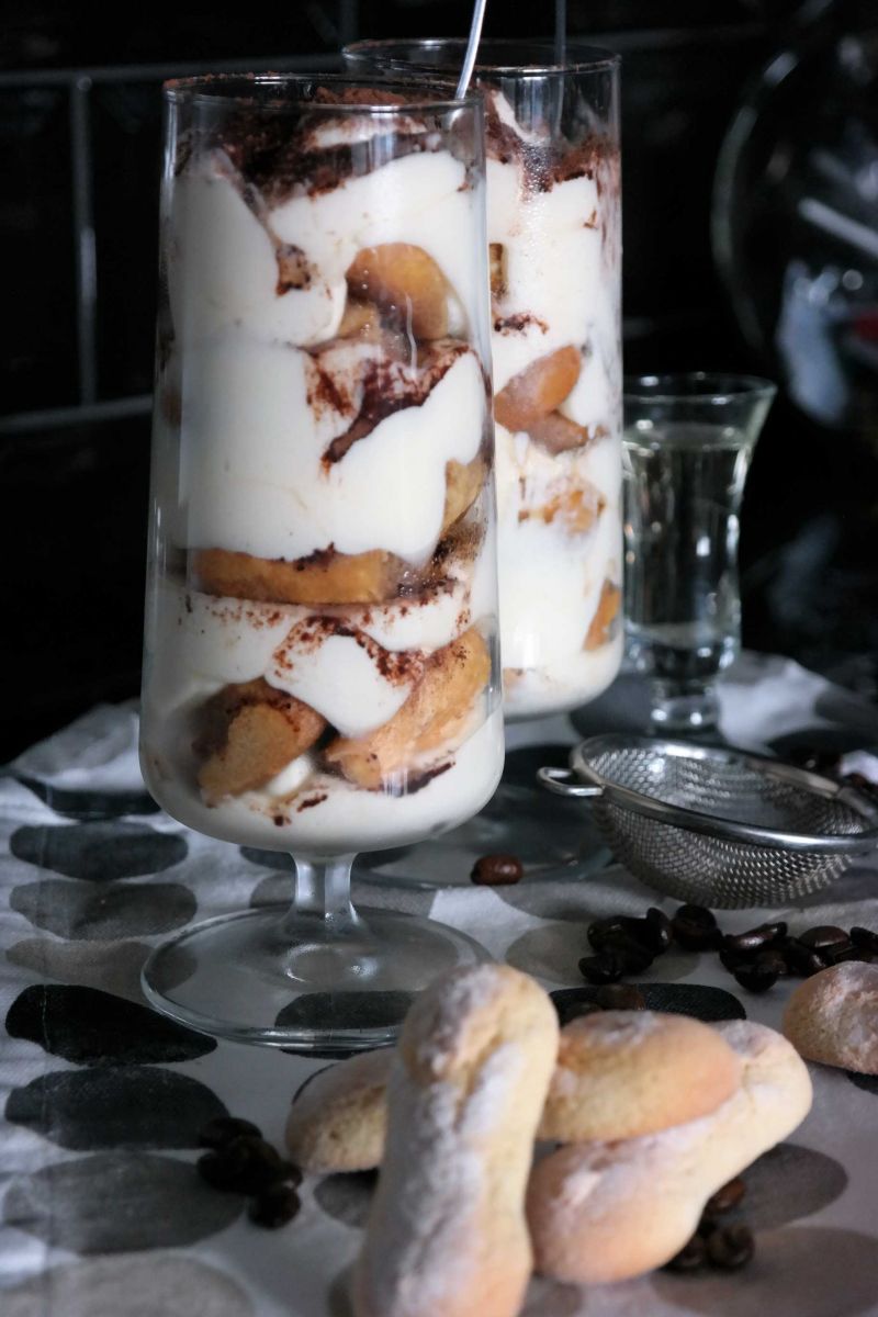 Tiramisu w pucharkach Tiramisu w pucharkach