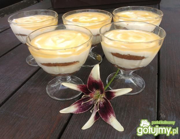 Tiramisu z adwokatem Tiramisu z adwokatem