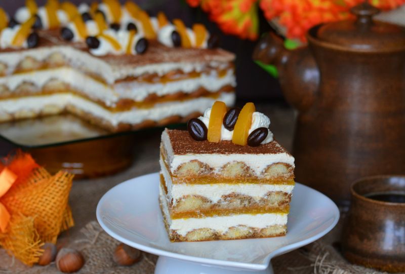 Tiramisu z brzoskwiniami