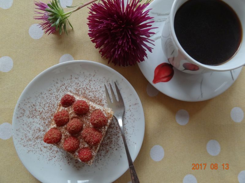 Tiramisu z malinkami Tiramisu z malinkami